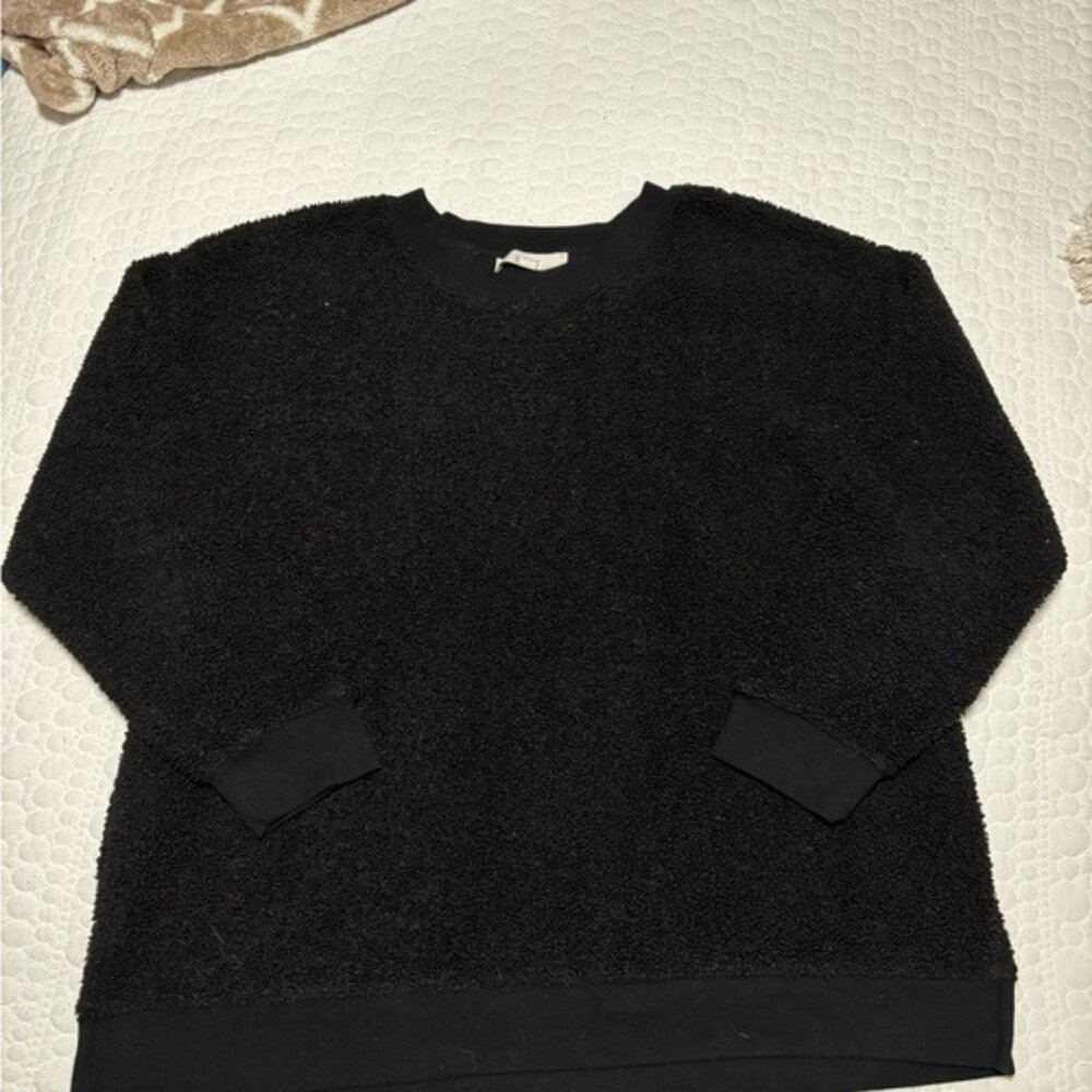 LOFT Men's Textured Black Crewneck Sweater